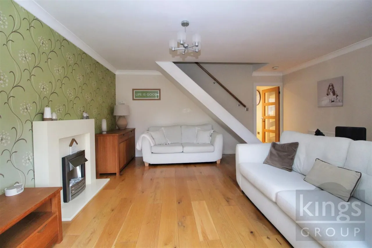 Leaforis Road, Cheshunt, photo 3