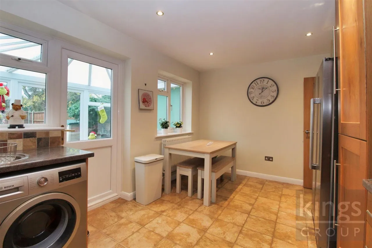 Leaforis Road, Cheshunt, photo 6