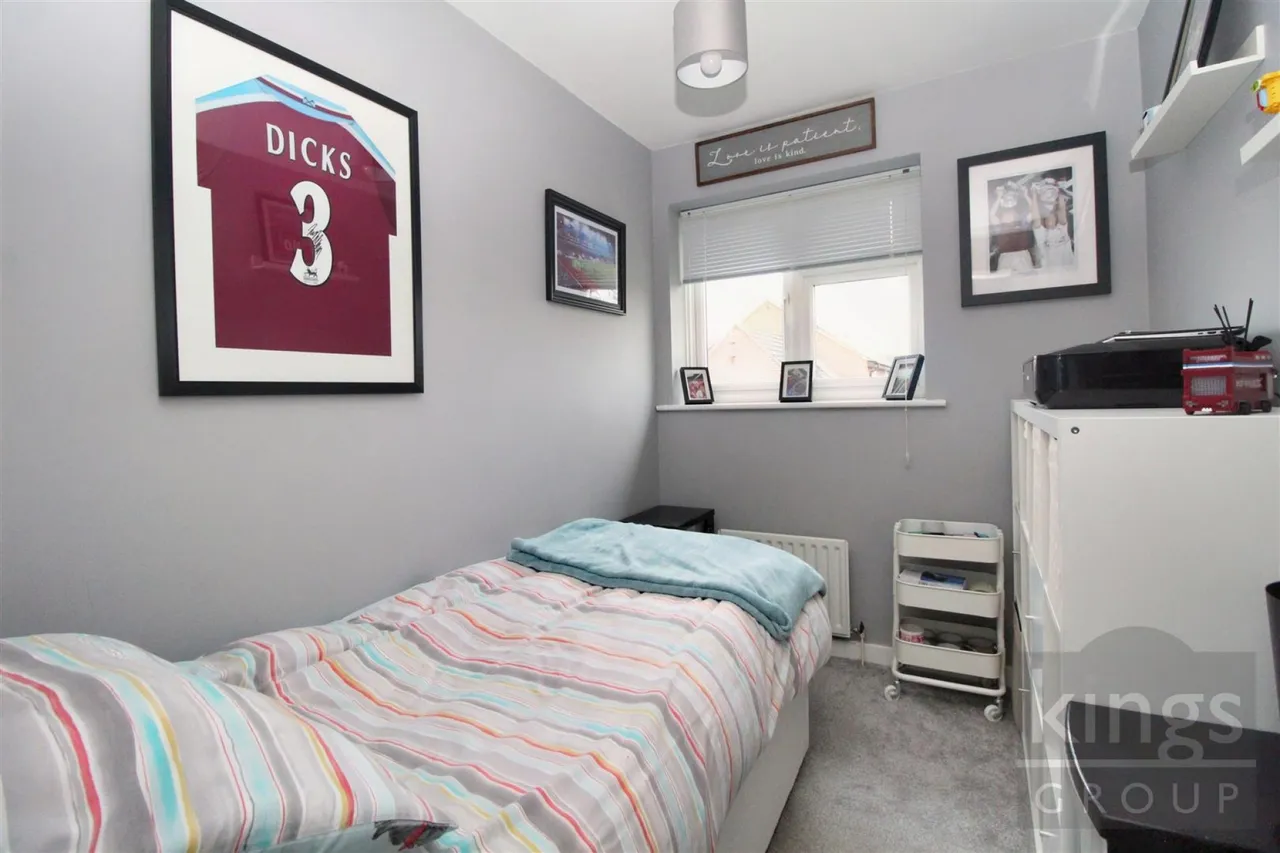 Leaforis Road, Cheshunt, photo 9