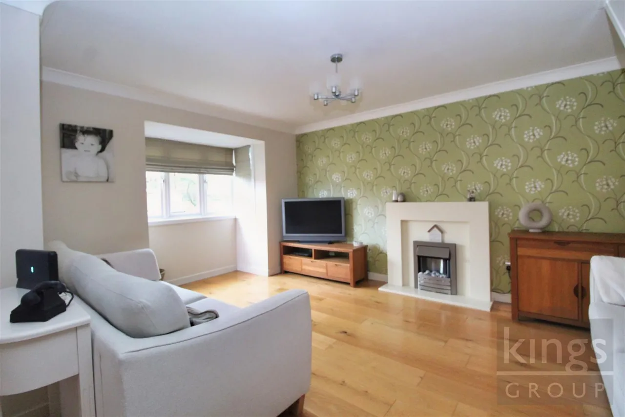 Leaforis Road, Cheshunt, photo 2