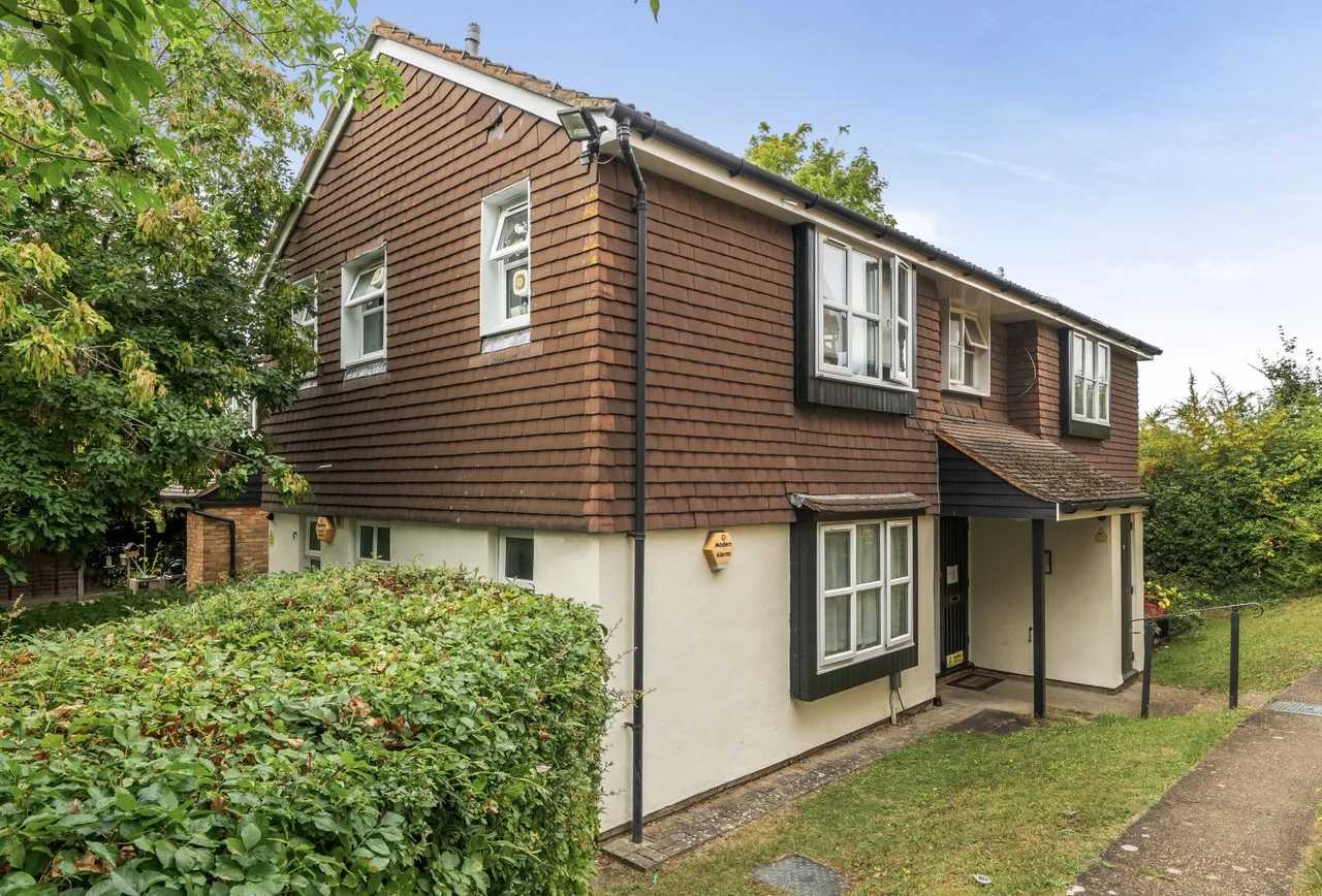 flat for sale — Doveney Close, Orpington, BR5 3WE