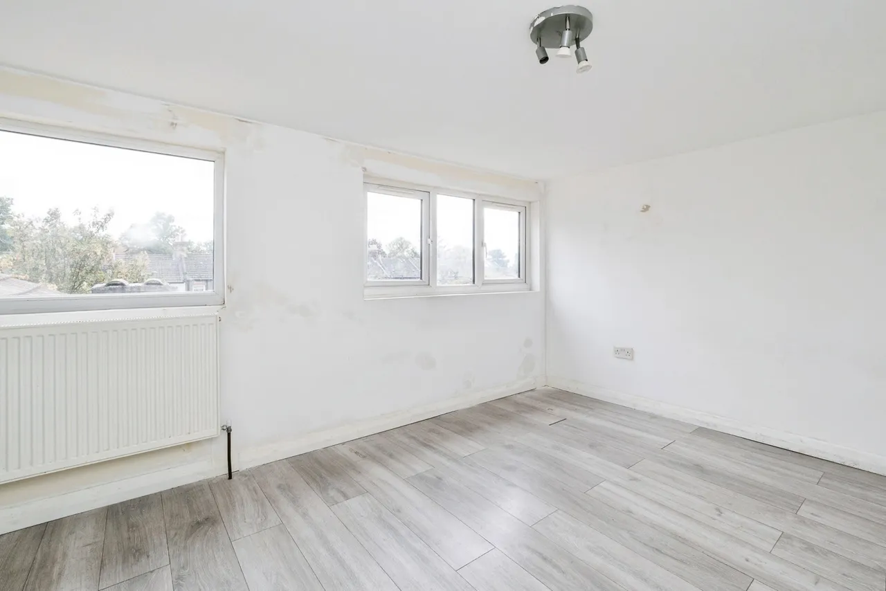 Charlemont Road, London, E6, photo 12