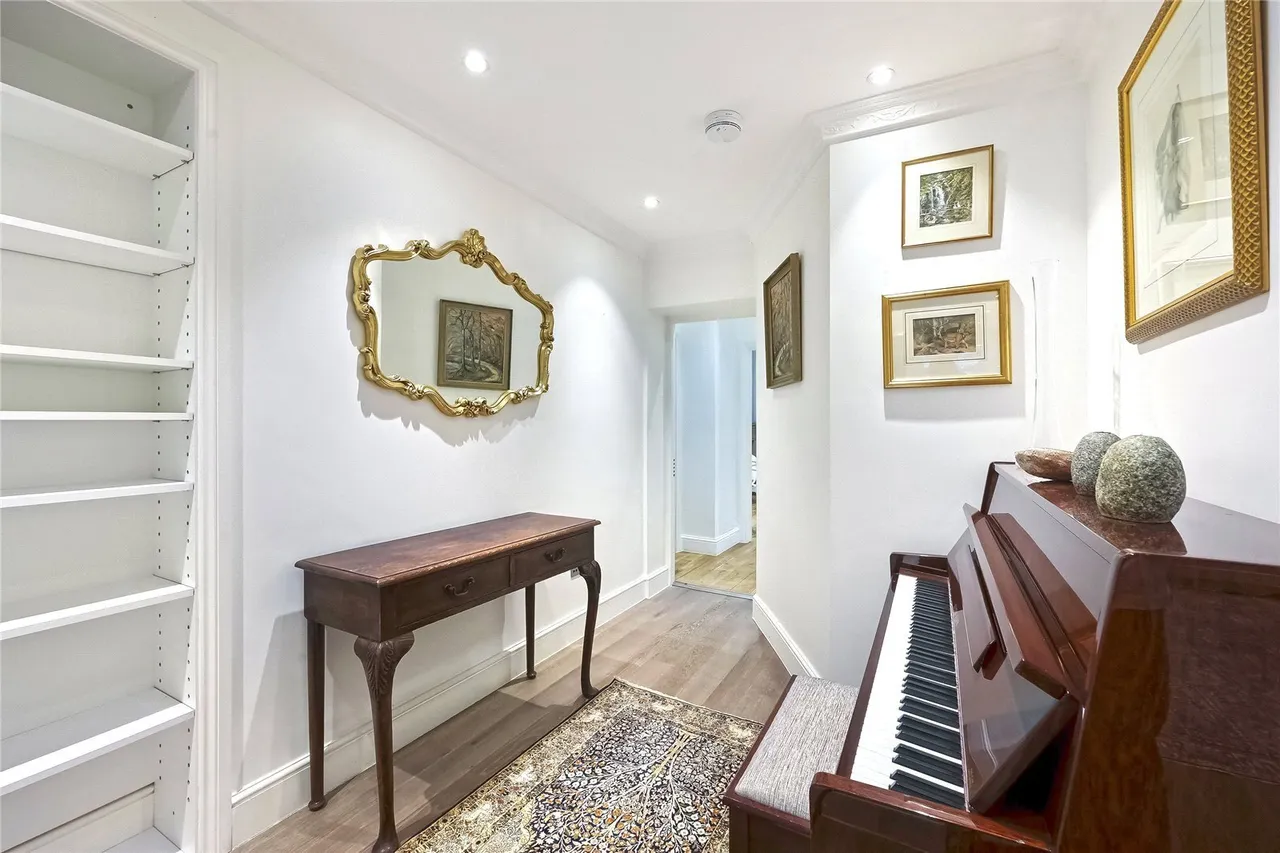 Cromwell Road, Earls Court, SW5, photo 8