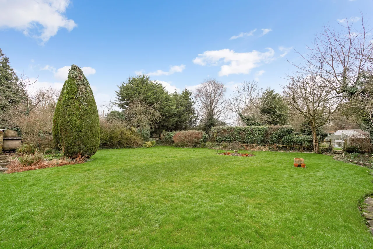 Sodbury Road, Wotton-Under-Edge, GL12, photo 3