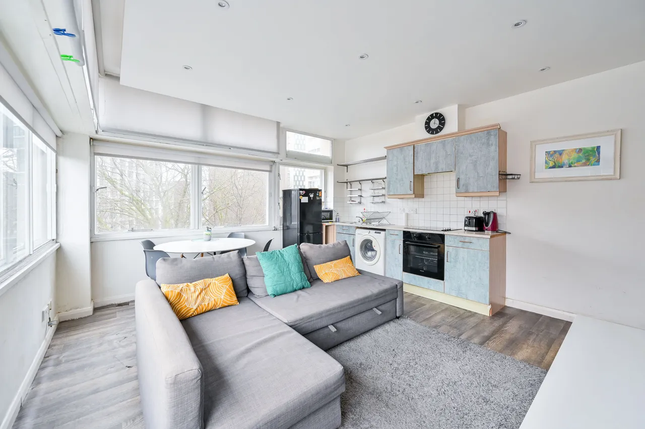 Apartment 170, Metro Central Heights, 119 Newington Causeway, London, photo 2
