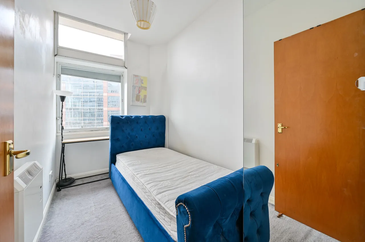 Apartment 170, Metro Central Heights, 119 Newington Causeway, London, photo 5