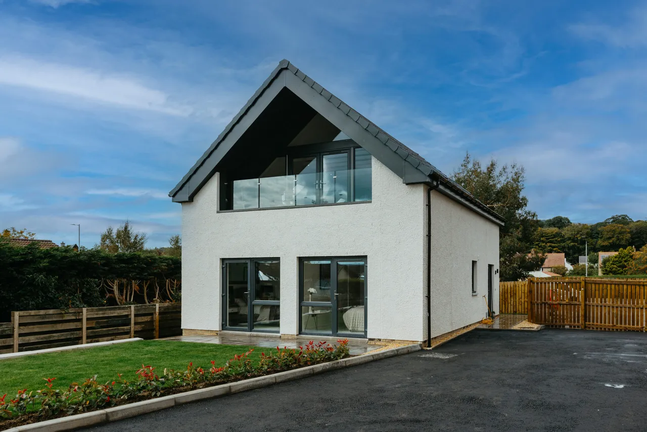 3 bed house for sale — ‘The Villa’, Cairndhu House & Estate, Helensburgh, G84 8PL