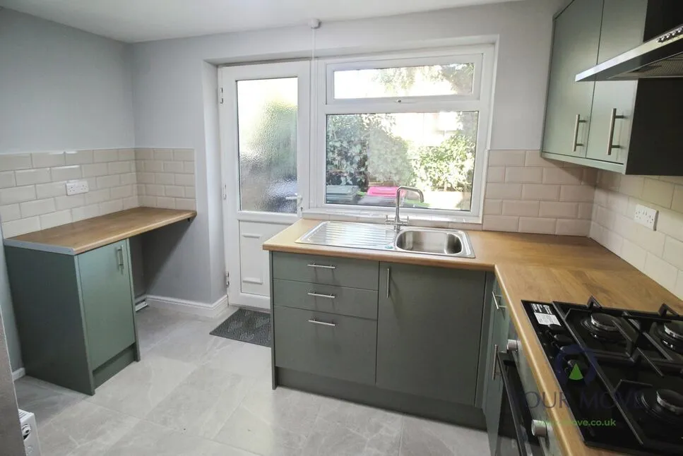 Barnsley Road, Thorpe Hesley, S61, photo 2