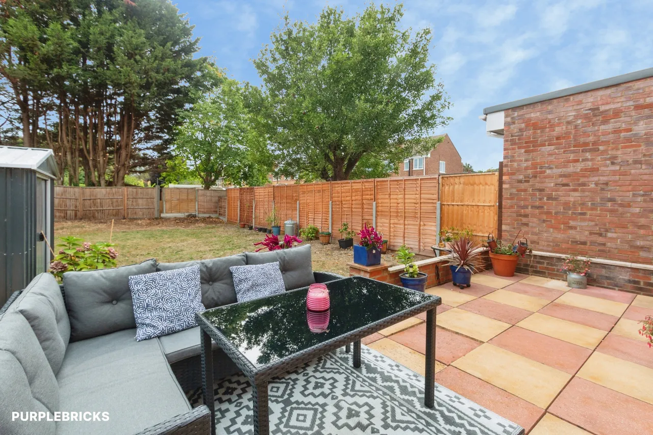 Pegasus Road, Farnborough, GU14, photo 14