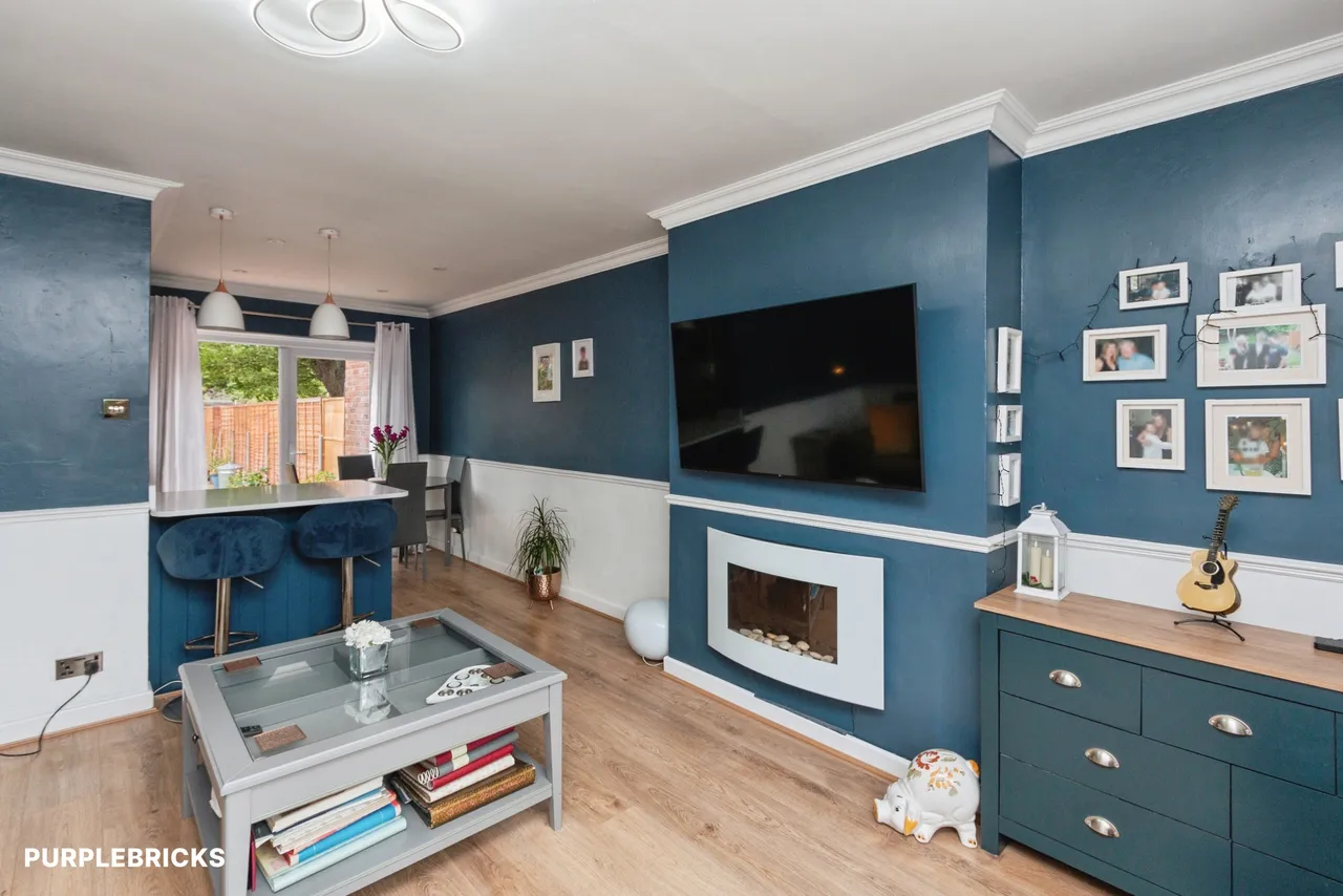 3 bed house for sale, Pegasus Road, Farnborough, GU14