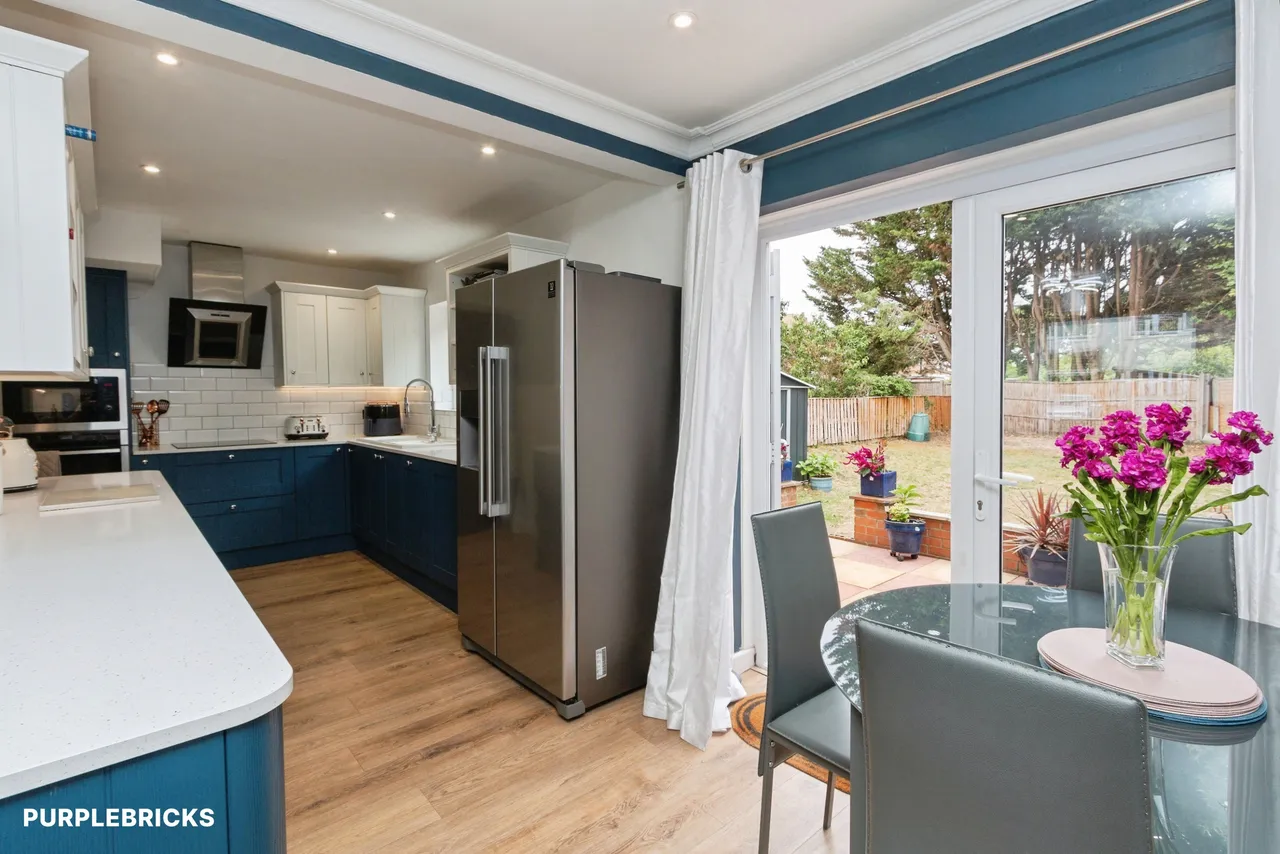Pegasus Road, Farnborough, GU14, photo 6