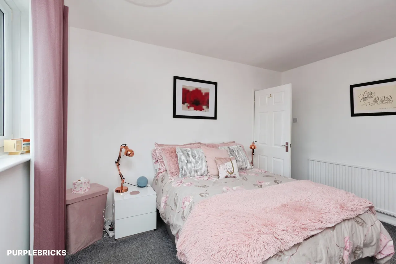 Pegasus Road, Farnborough, GU14, photo 11