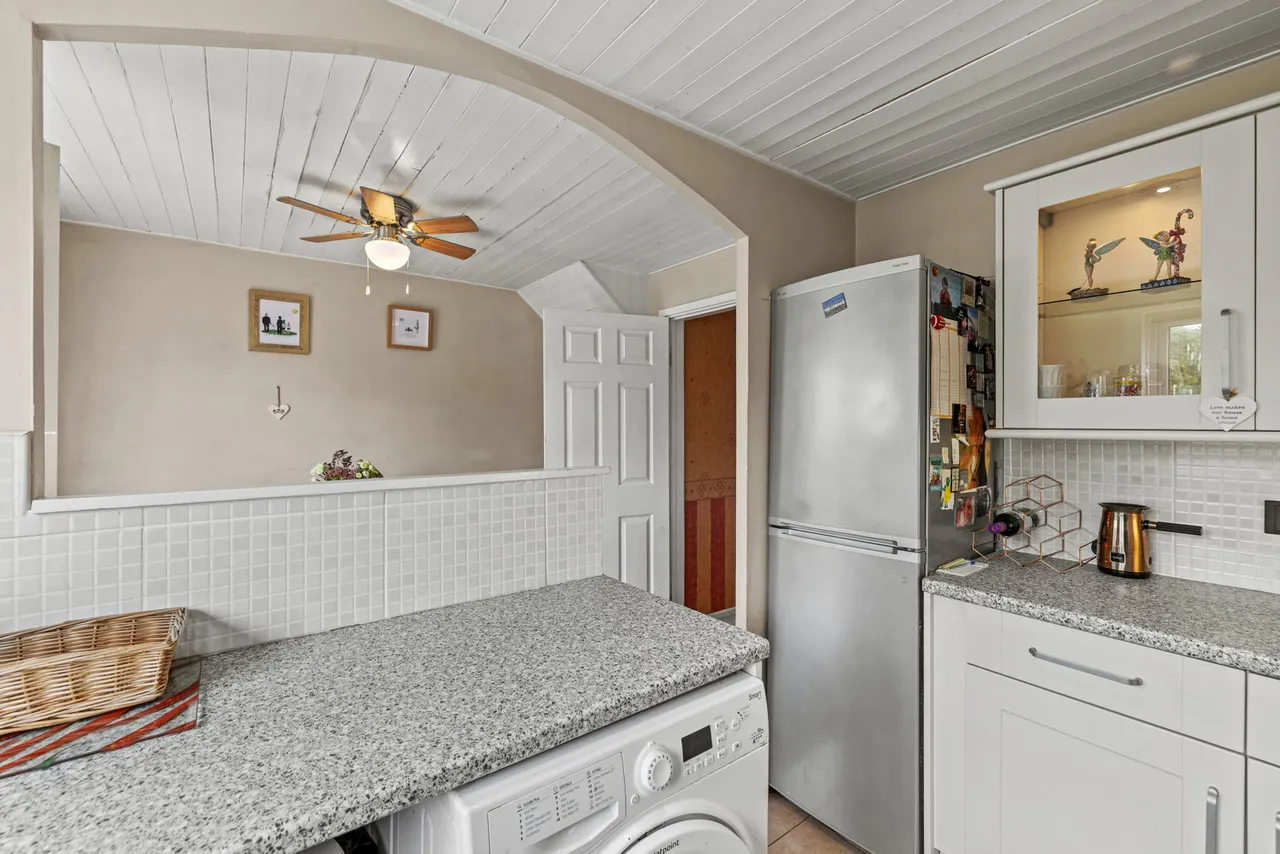 Highmead Avenue, Newton, SA3, photo 9