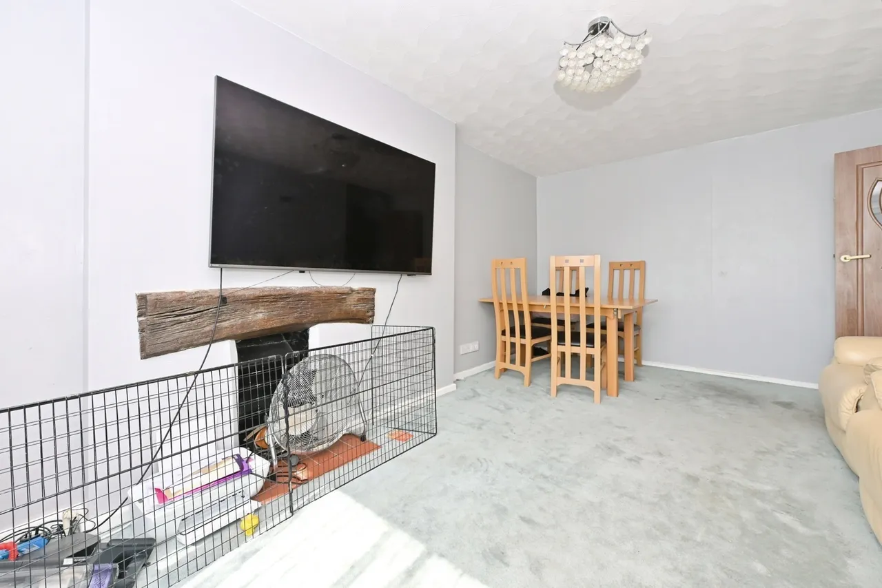 Devon Road, LUTON, Bedfordshire, LU2, photo 2