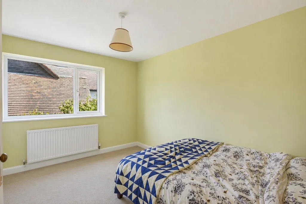 Knoll Place, Walmer, CT14, photo 11