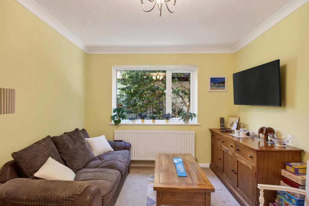 Knoll Place, Walmer, CT14, photo 8