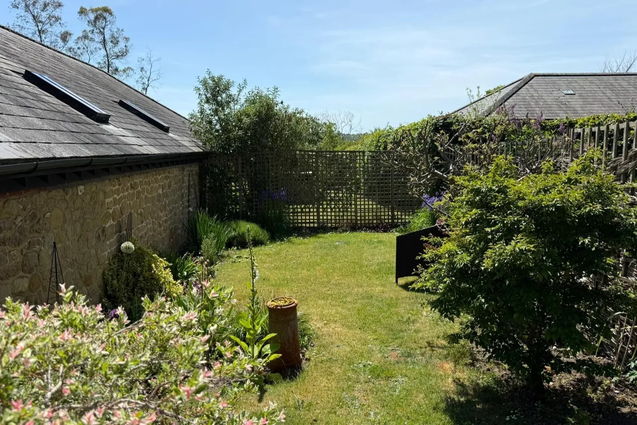 Wishanger Lane, Farnham, GU10, photo 2