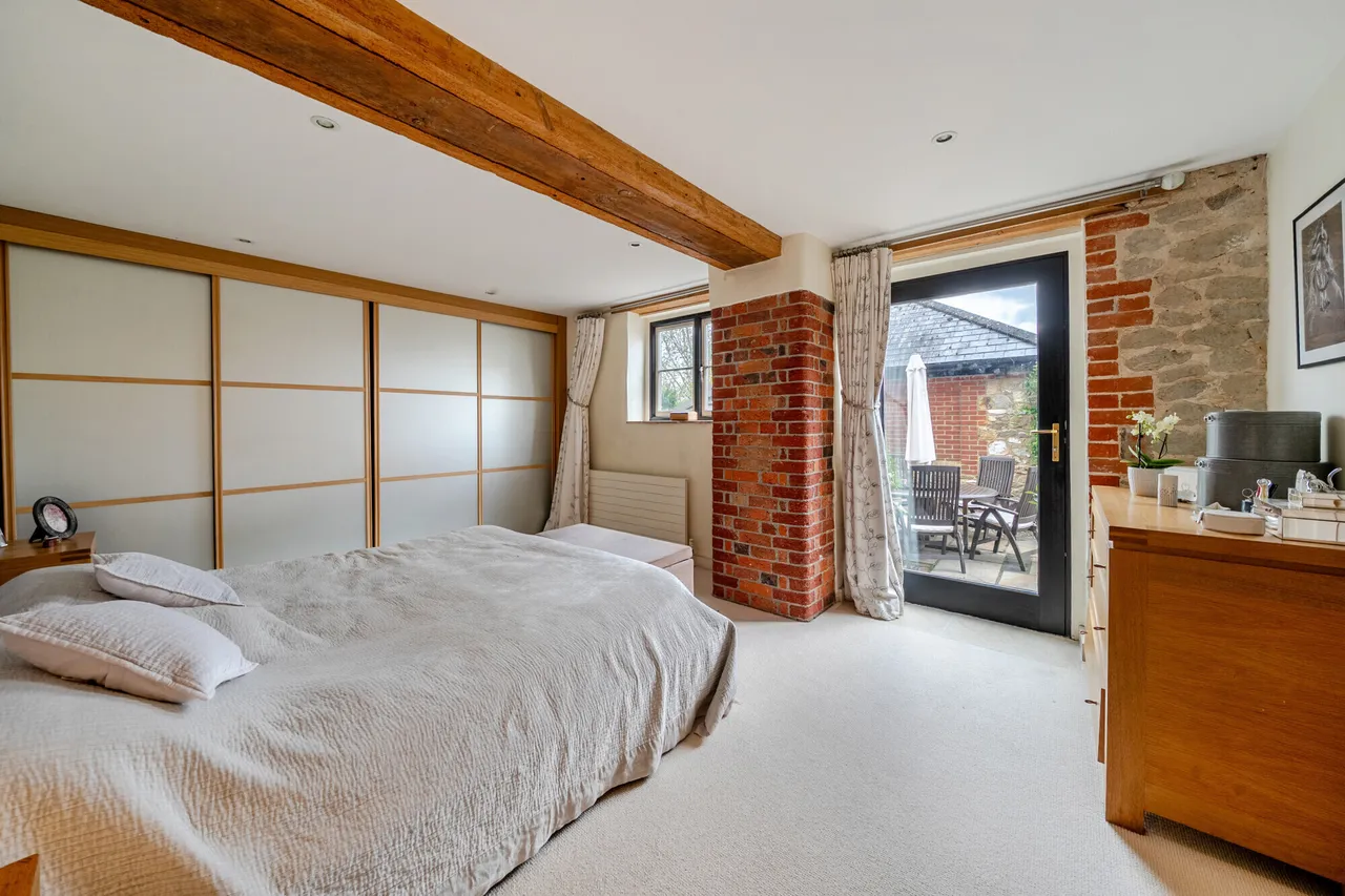 Wishanger Lane, Farnham, GU10, photo 9