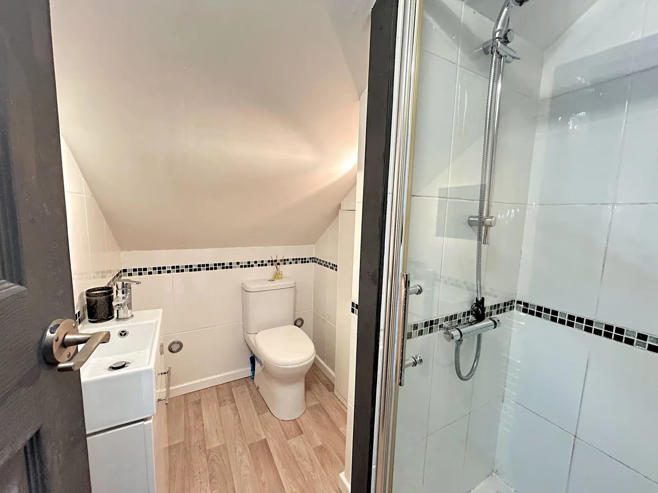 Meadow Avenue, Crewe, photo 15