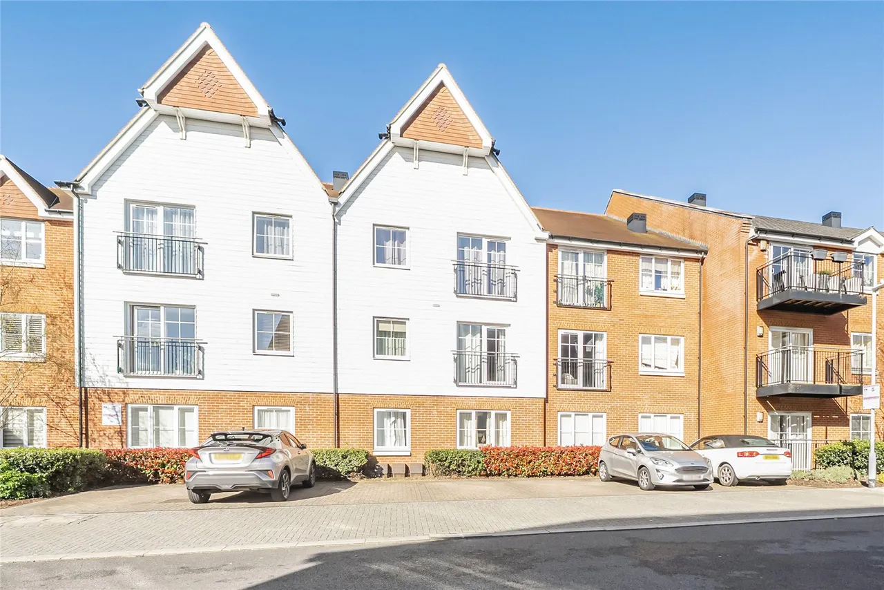 1 bed flat for sale — Mere Road, Dunton Green, Sevenoaks, Kent, TN14 5FX