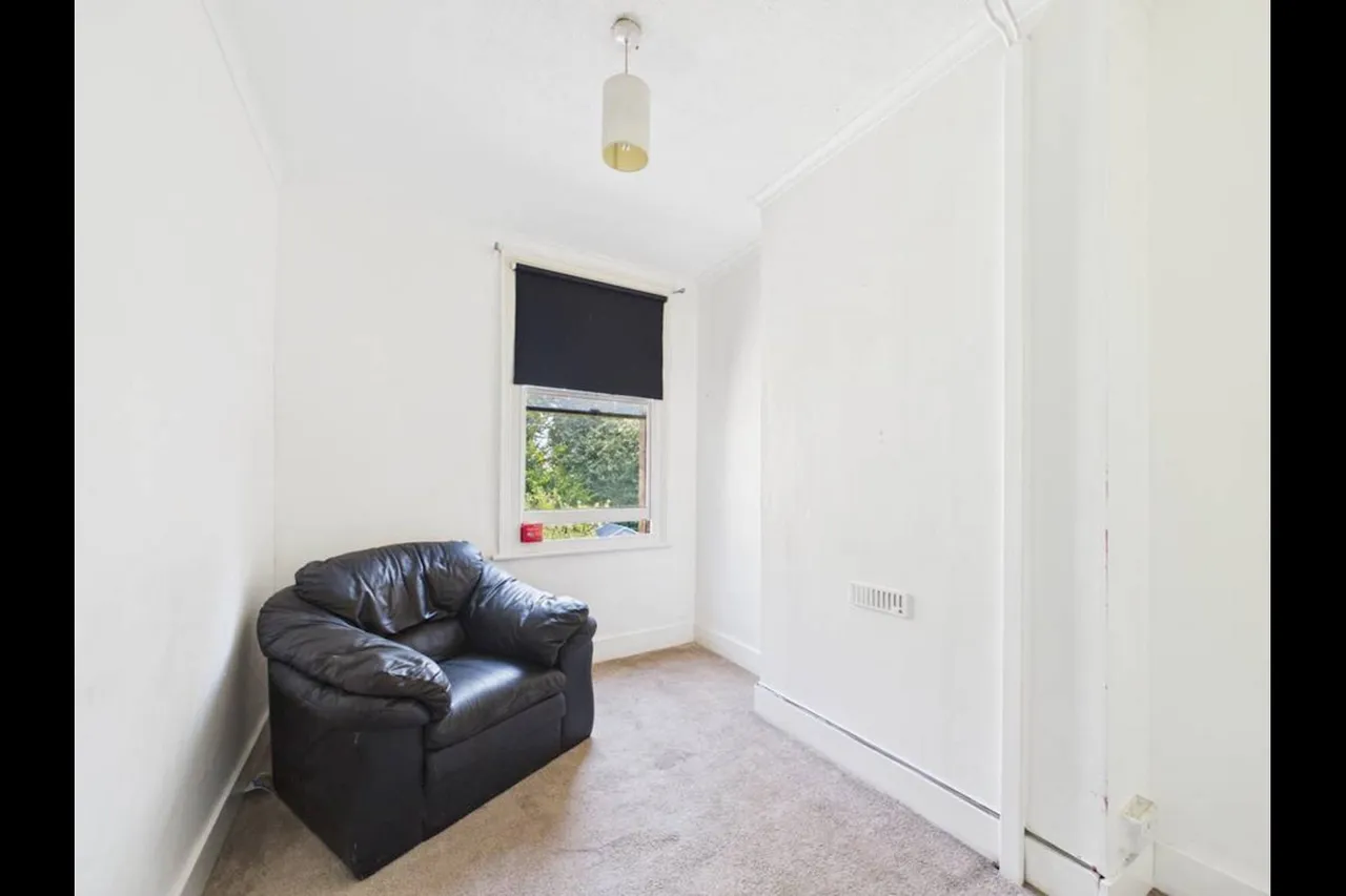 Hainault Road, Romford, RM5, photo 9