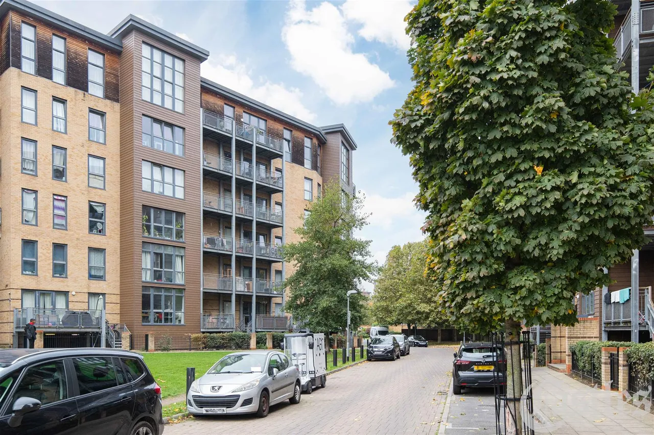 Harry Zeital Way, E5, photo 19
