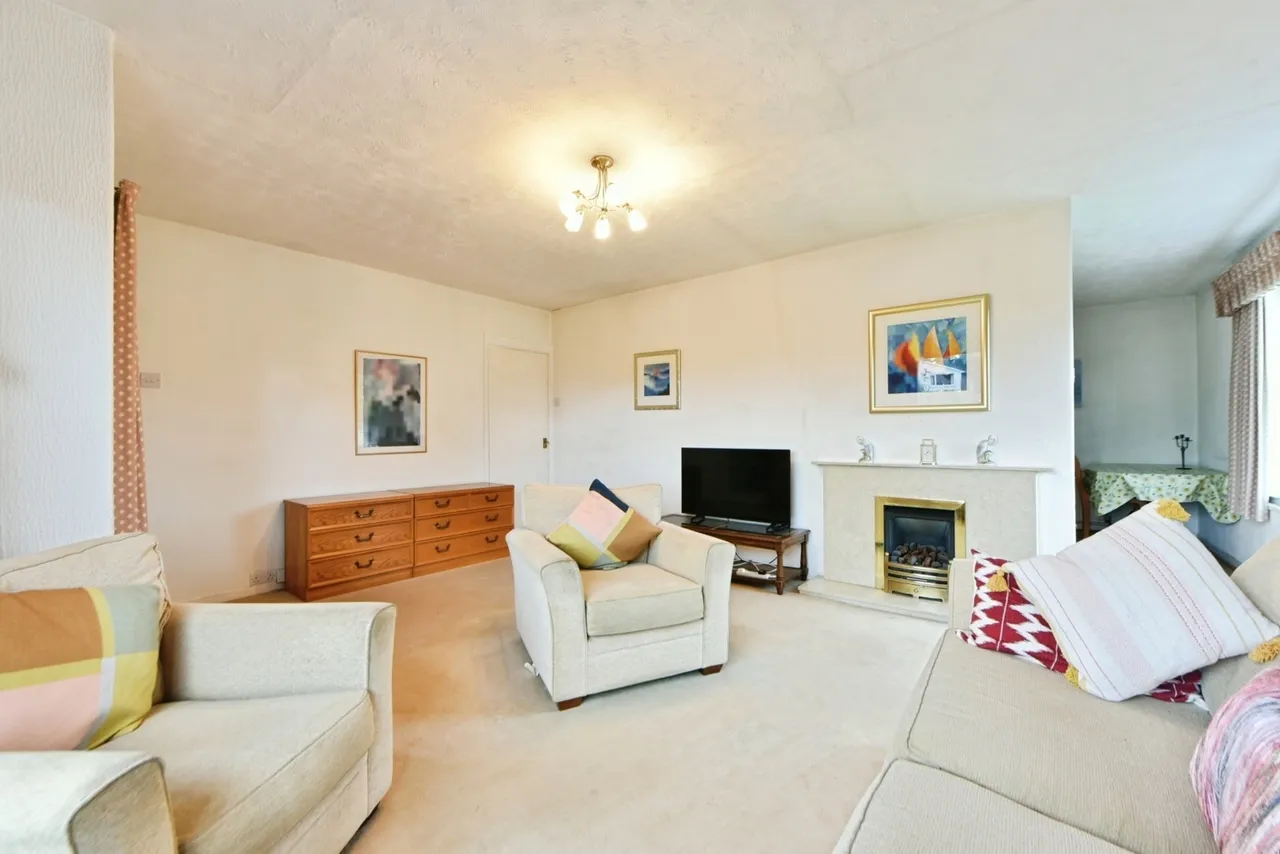 Brookside Lane, Stockport, SK6, photo 9