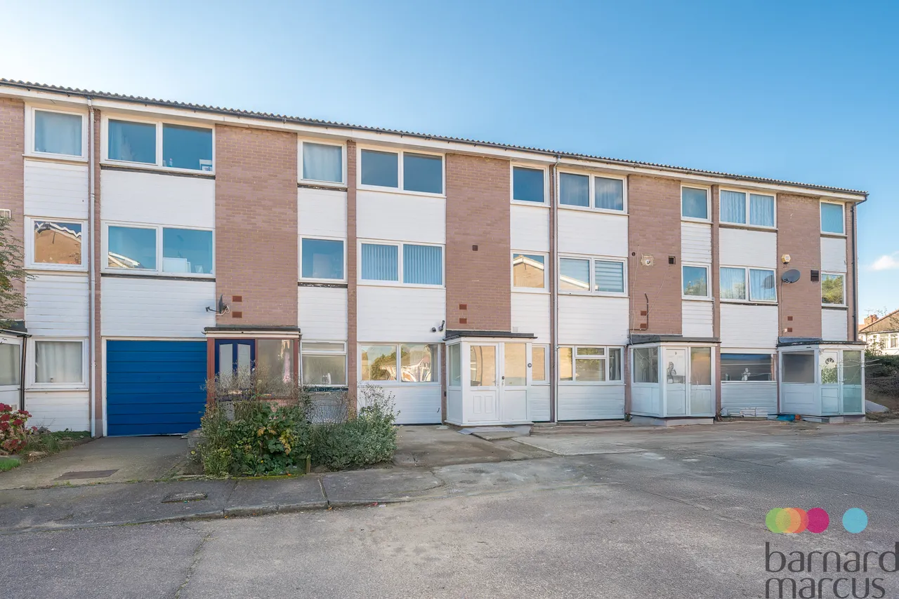 4 bed house for sale — Oxford Gardens, London