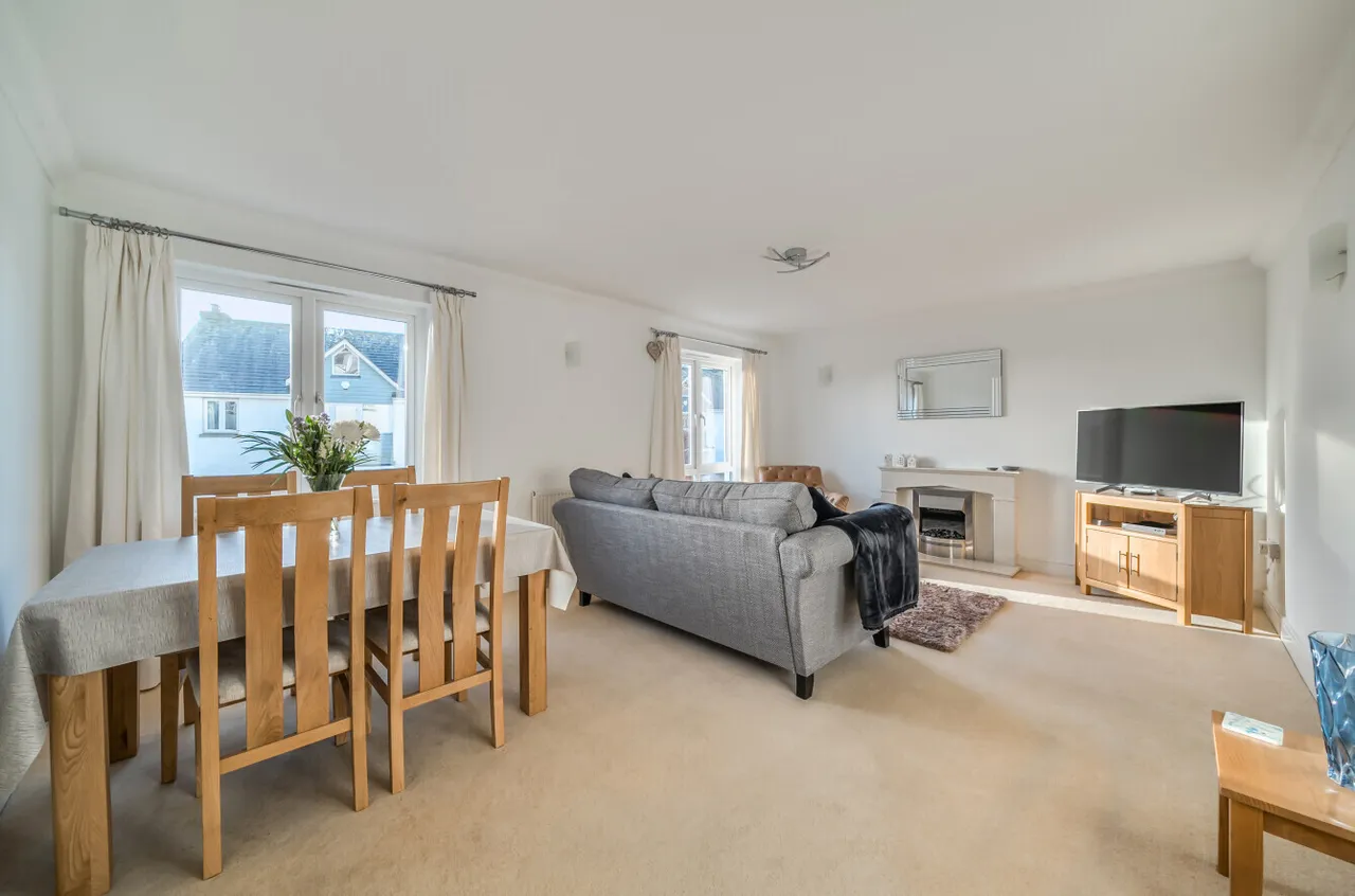 2 bed property for sale, Wymering Court, Teignmouth, TQ14