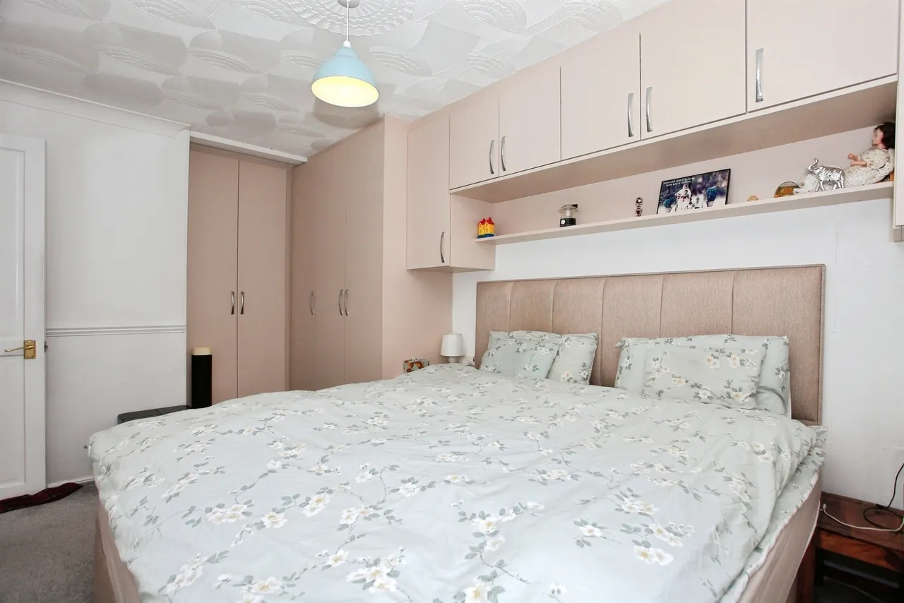Lawson Avenue, Peterborough, PE2, photo 8