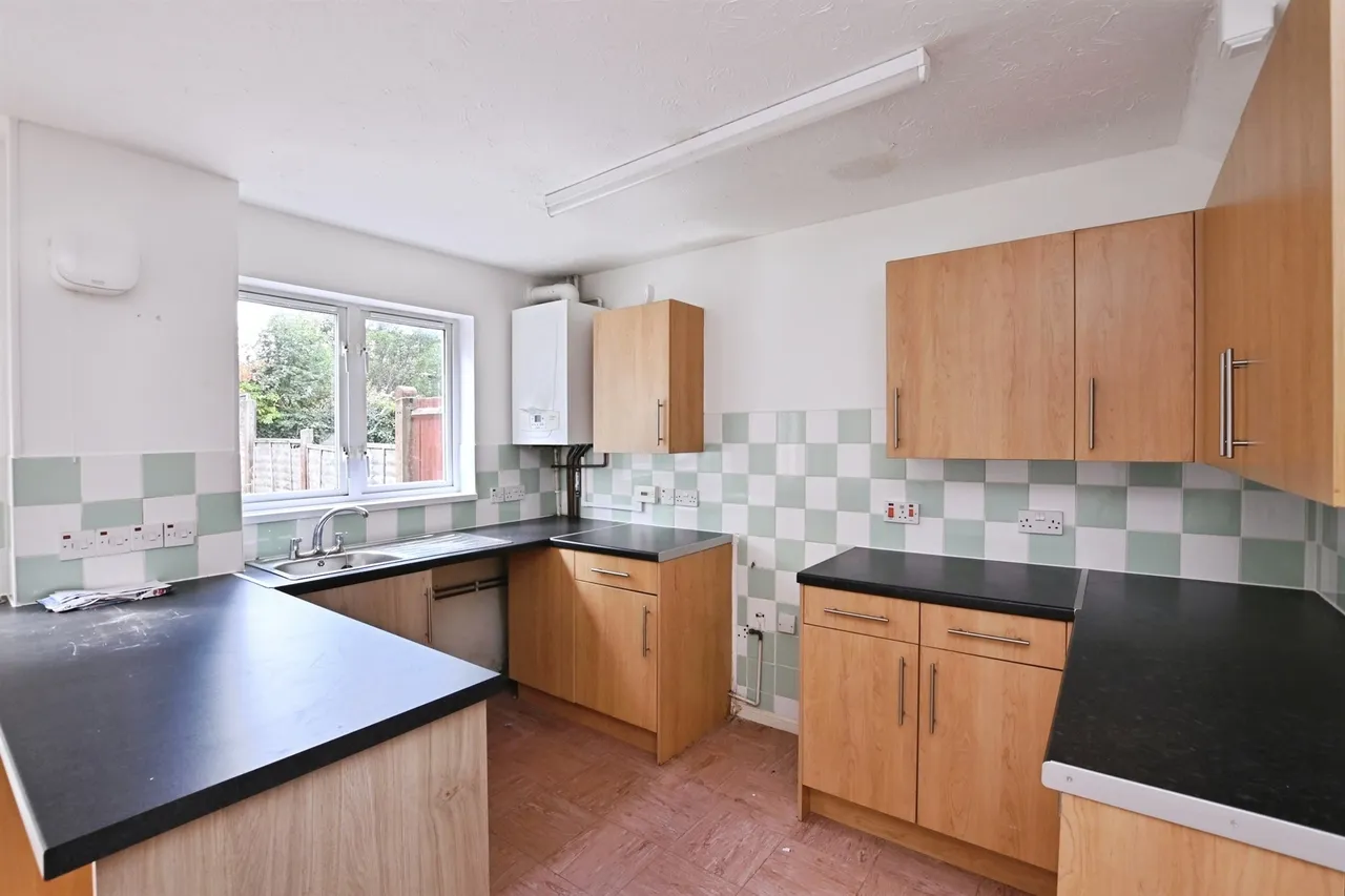 Walburton Way, Clanfield, PO8, photo 3