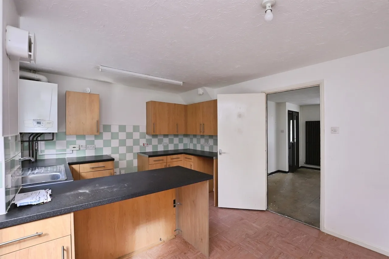 Walburton Way, Clanfield, PO8, photo 10
