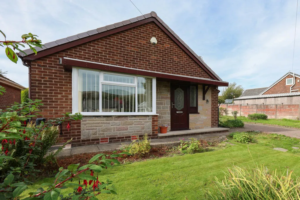 Redland Close, Littleborough, OL15, photo 19