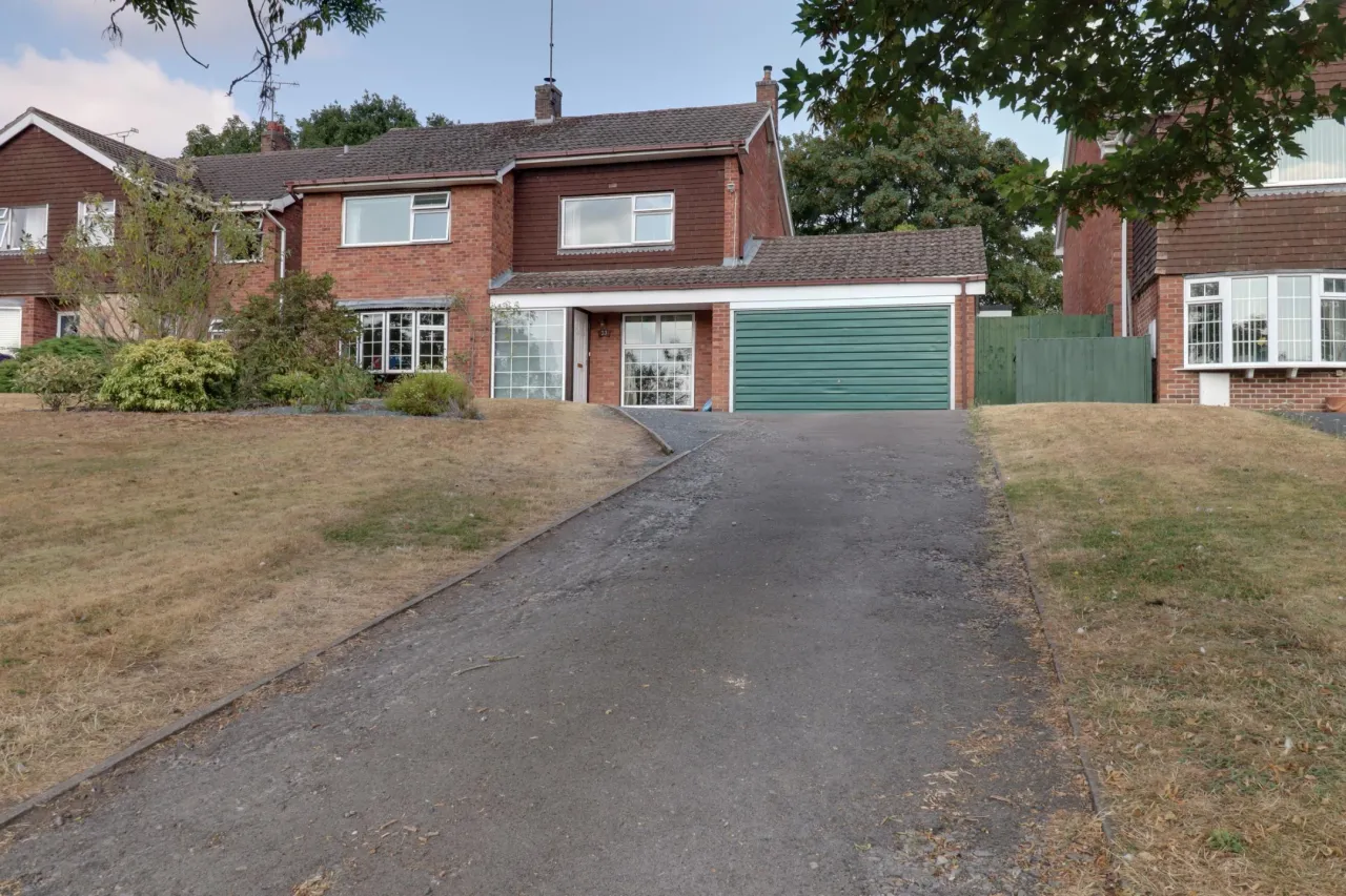 4 bed house for sale, Ladygates, Crewe