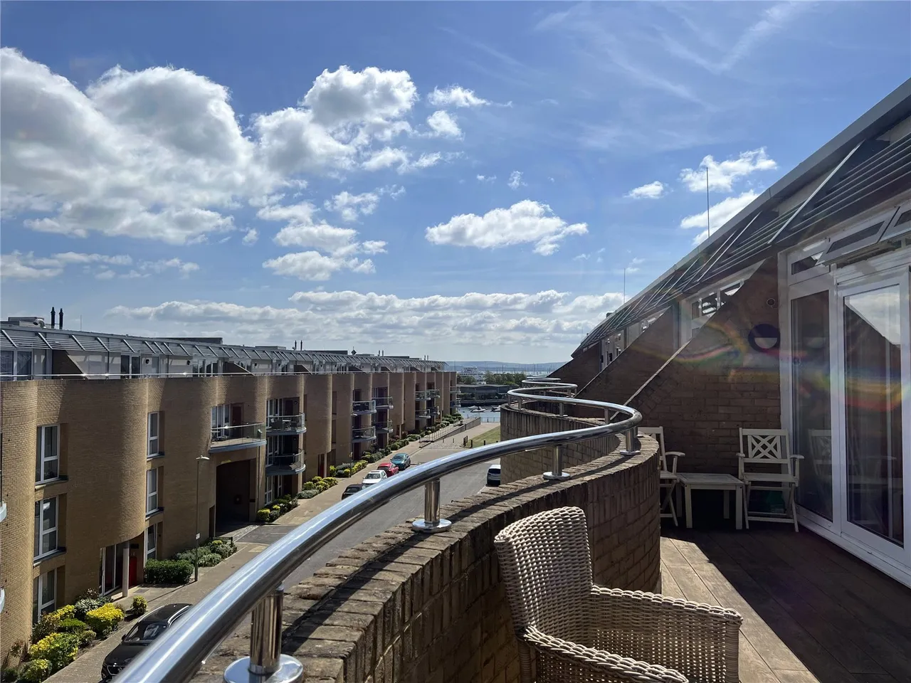 Almansa Way, Lymington, Hampshire, SO41 9PY, photo 3