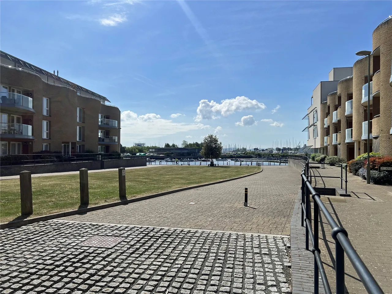 Almansa Way, Lymington, Hampshire, SO41 9PY, photo 14