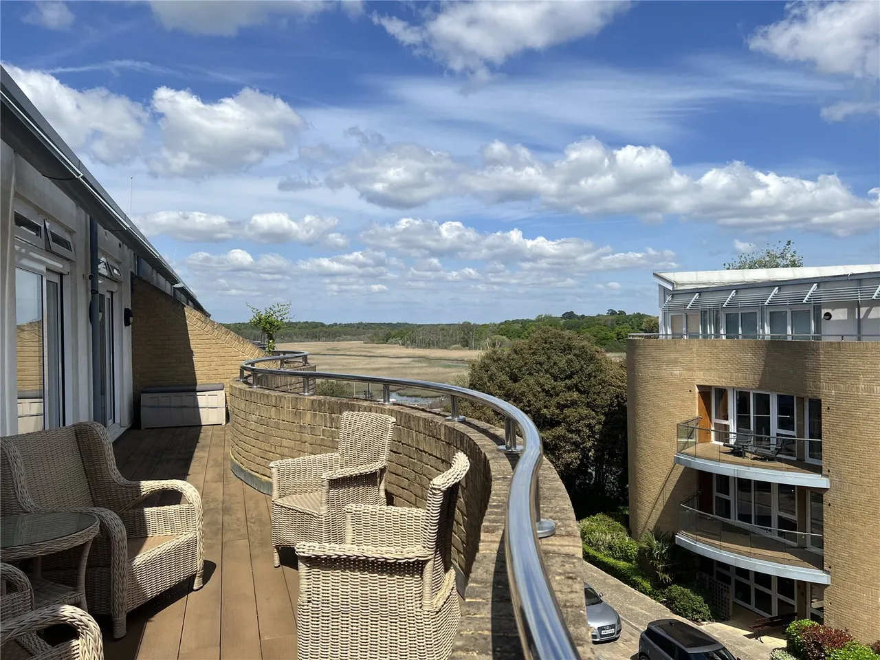 2 bed flat for sale — Almansa Way, Lymington, Hampshire, SO41 9PY