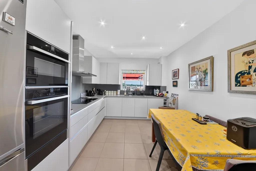 Trinity Church Road, Barnes, SW13, photo 12
