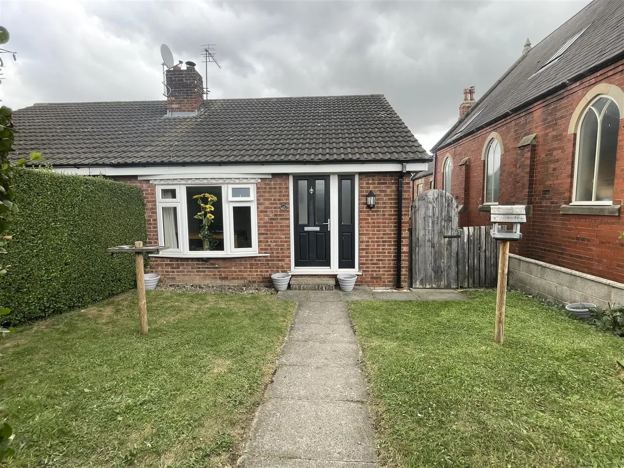 2 bed house for sale, Newton Crescent, Leeming