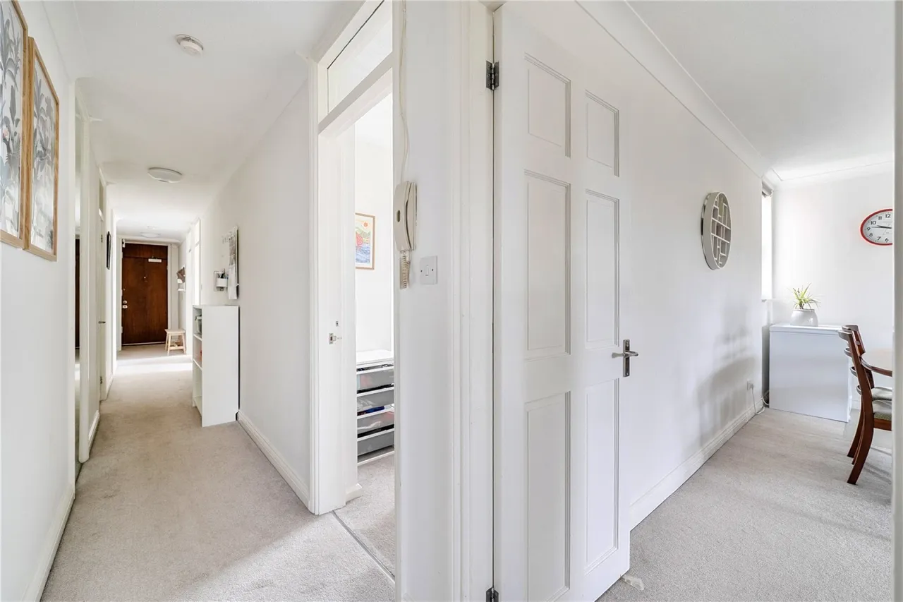 Evesham Road, Cheltenham, GL52, photo 7