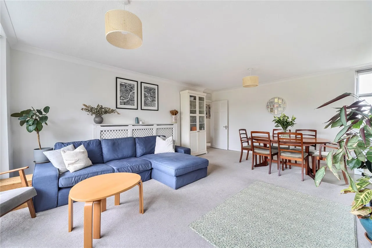 Evesham Road, Cheltenham, GL52, photo 3