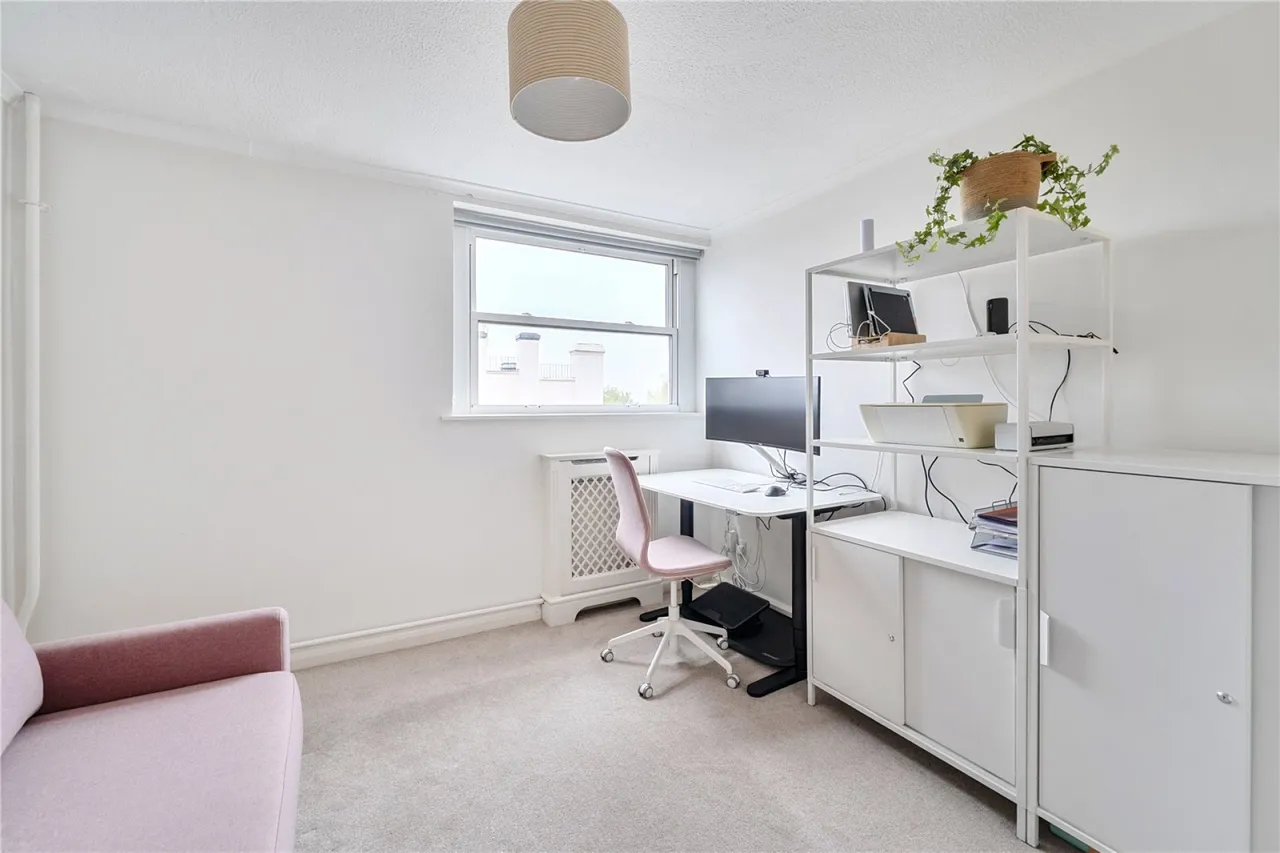 Evesham Road, Cheltenham, GL52, photo 19
