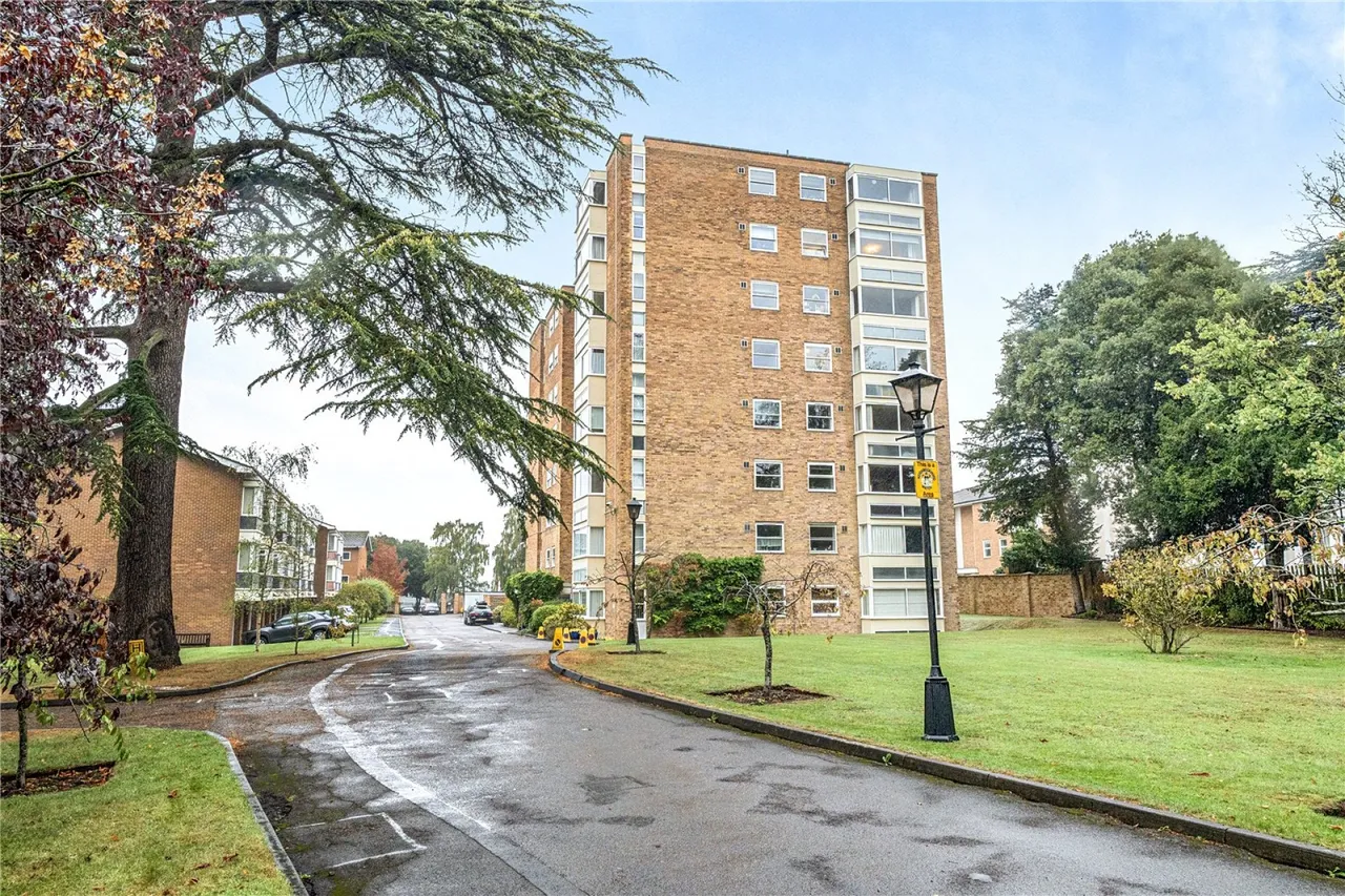 Evesham Road, Cheltenham, GL52, photo 12