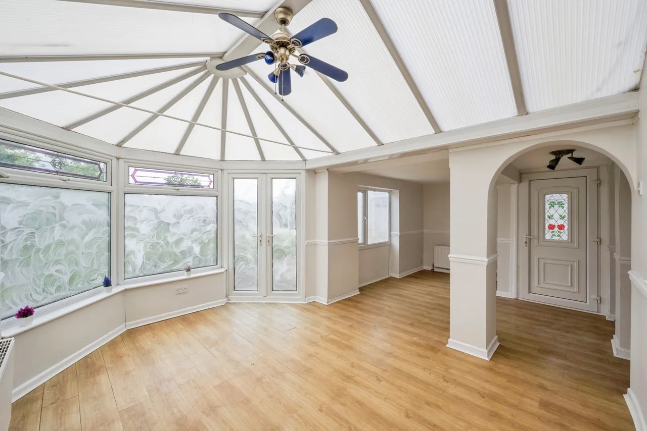 Haslemere Grove, Doncaster, South Yorkshire, DN5, photo 4