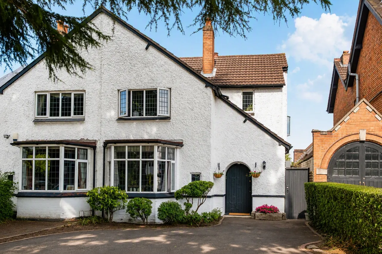 4 bed house for sale, Warwick Road, Solihull, B92