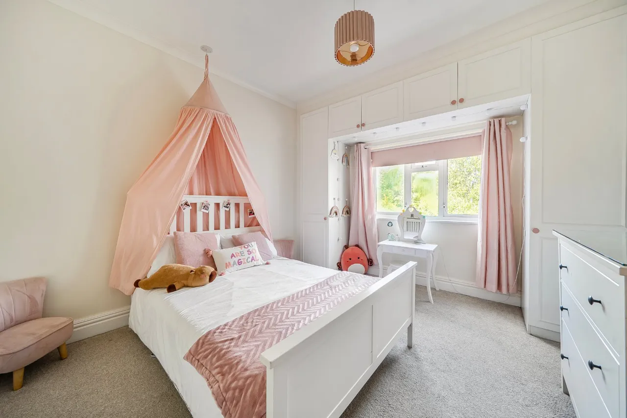 Warwick Road, Solihull, B92, photo 12