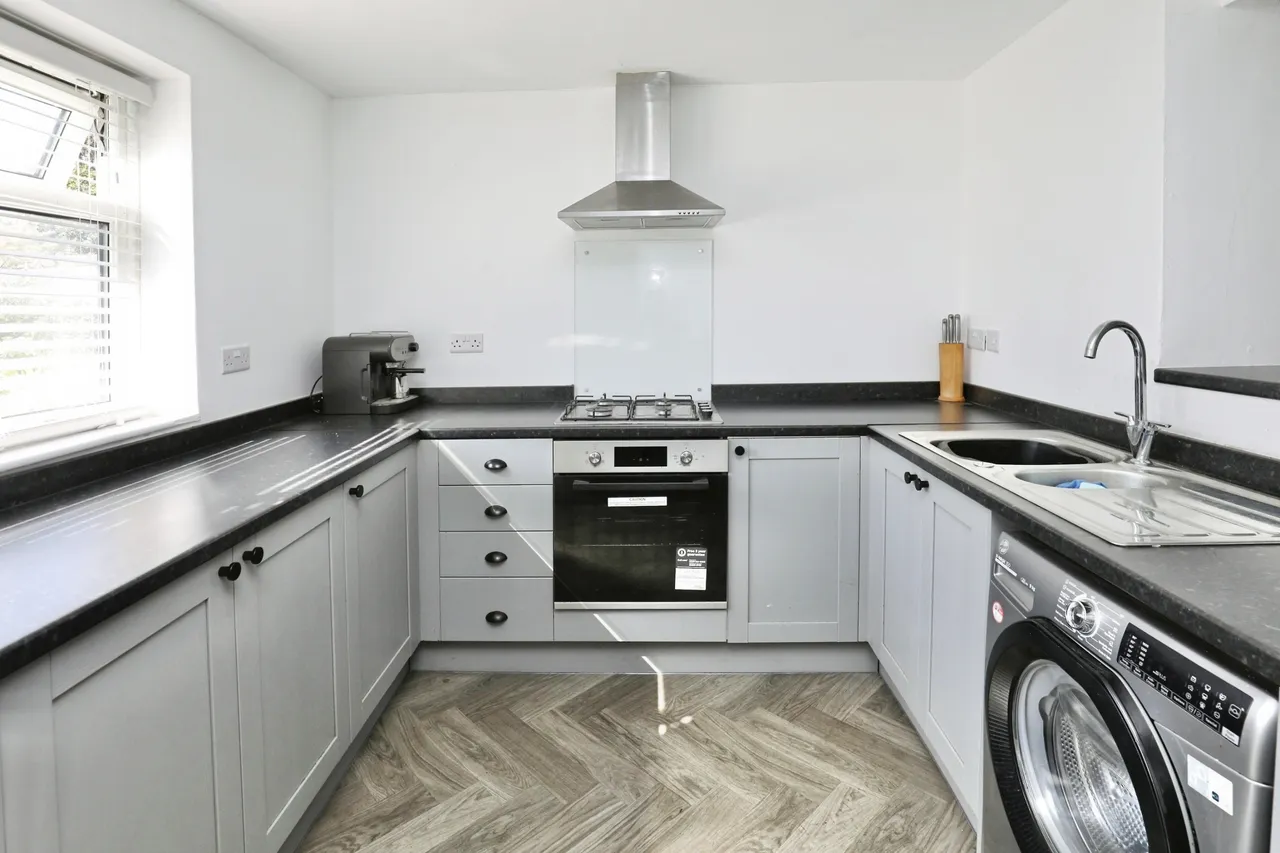 Holmefield Road, Liverpool, L19, photo 6