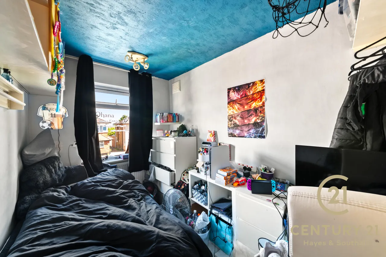 Frogmore Avenue, UB4, photo 7