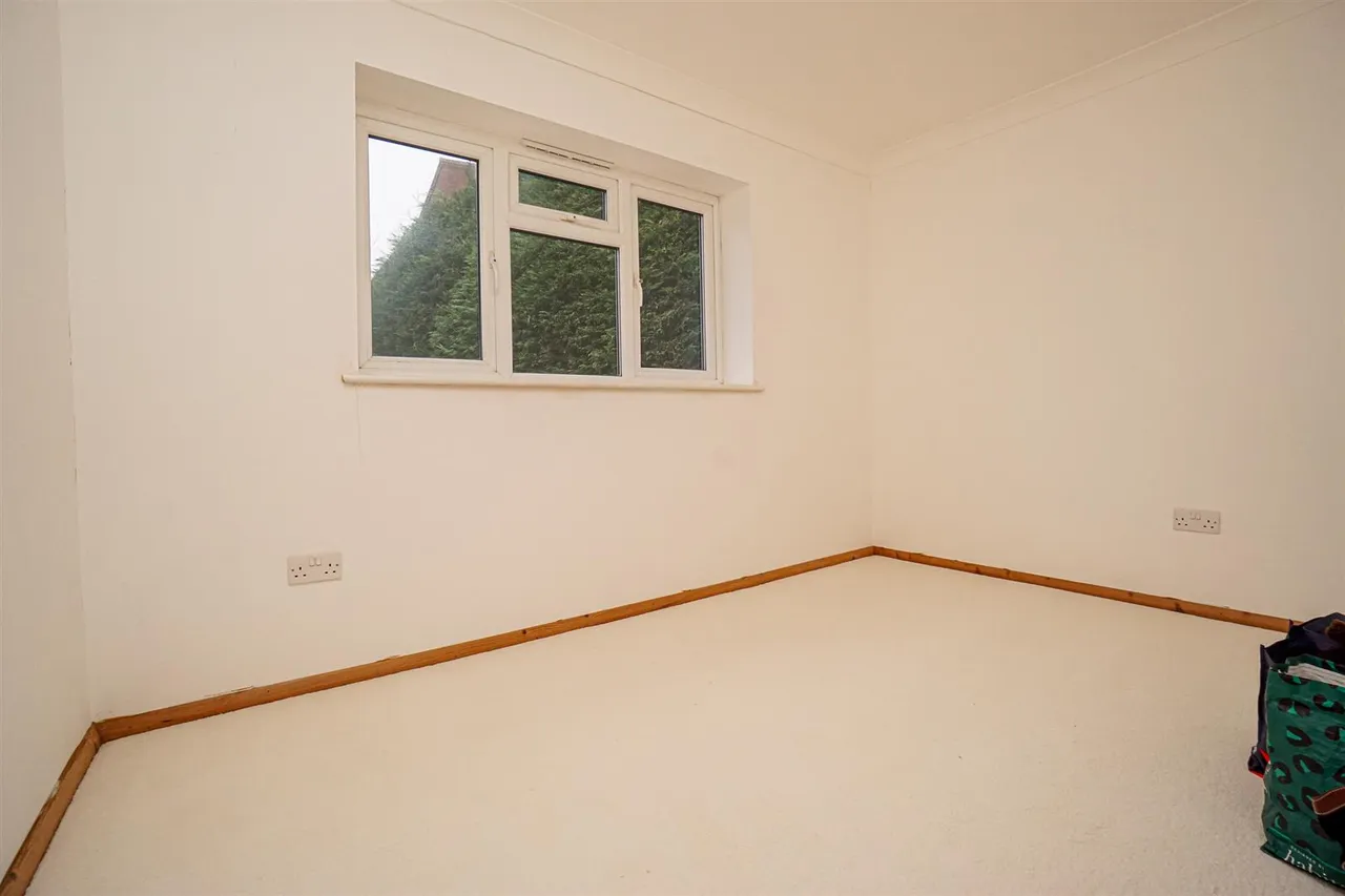 Sandwich Drive, St. Leonards-On-Sea, photo 12