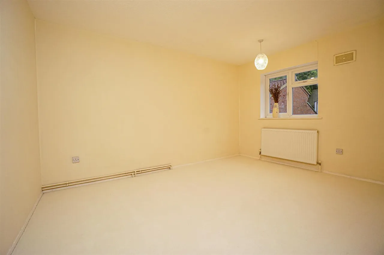 Sandwich Drive, St. Leonards-On-Sea, photo 8